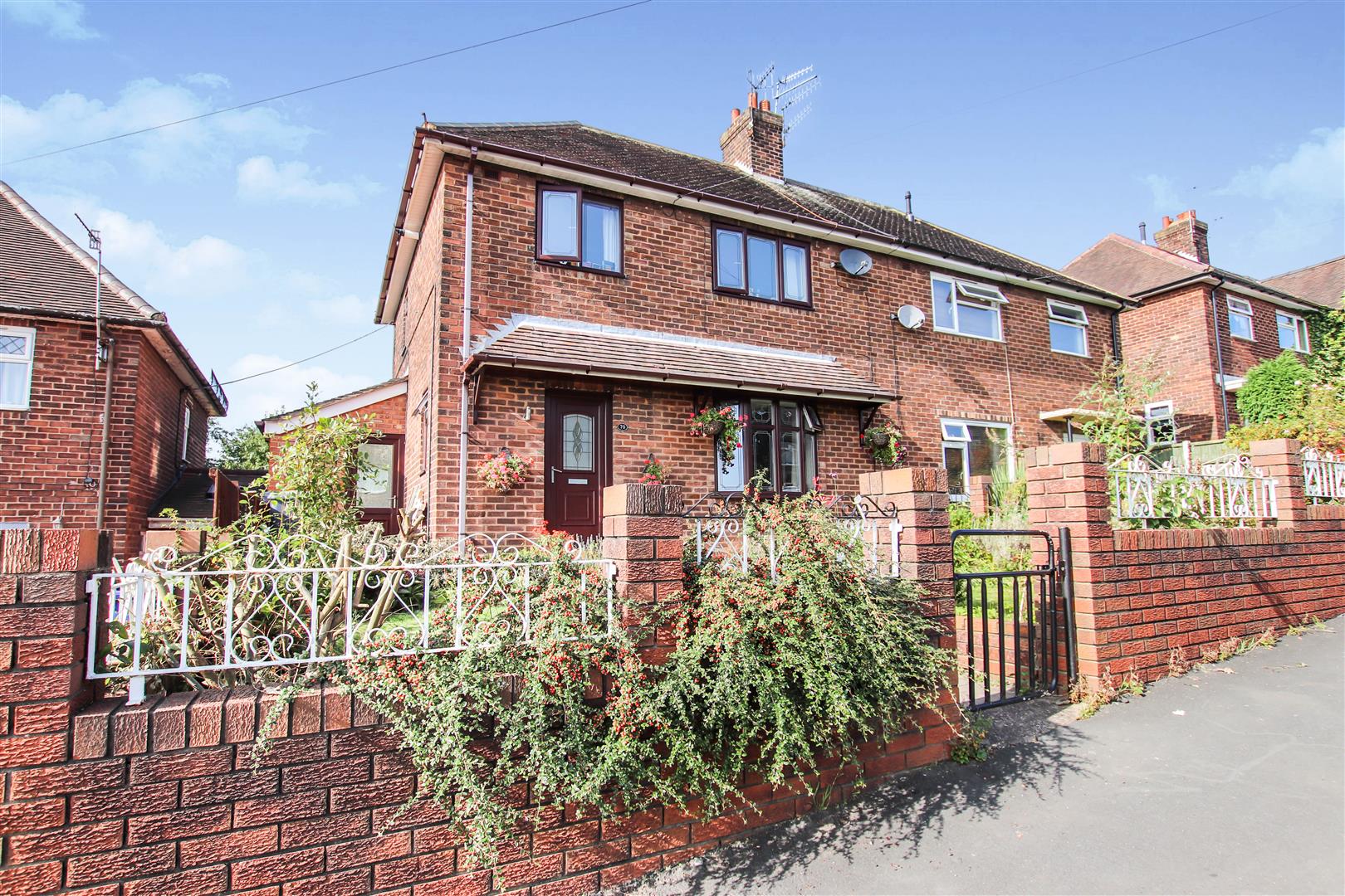 Latest Properties Bob Gutteridge Estate Agents and Valuers